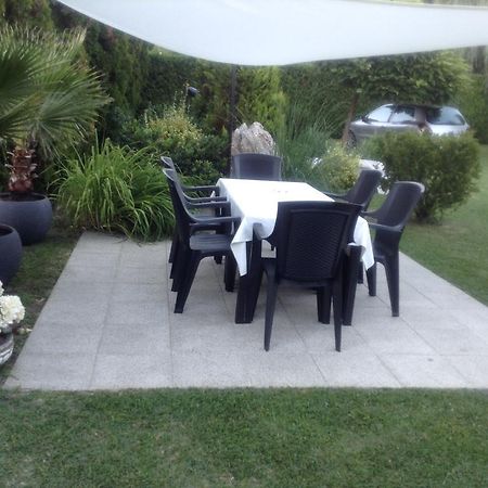Oeroekzoeld Apartmanok บาลาตอนเฟนีแวช ภายนอก รูปภาพ