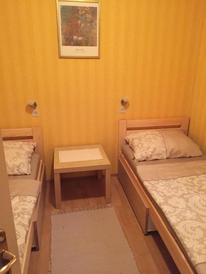 Oeroekzoeld Apartmanok บาลาตอนเฟนีแวช ภายนอก รูปภาพ