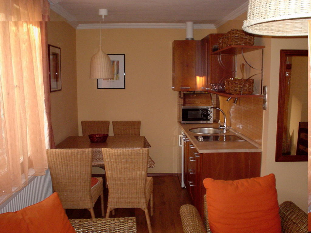 Oeroekzoeld Apartmanok บาลาตอนเฟนีแวช ห้อง รูปภาพ